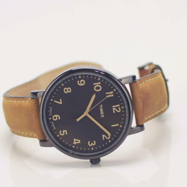 Black Analogue Watch